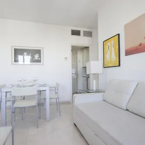 Rentalsevilla Confortable Cerca Del Barrio De Santa Cruz Apartamento